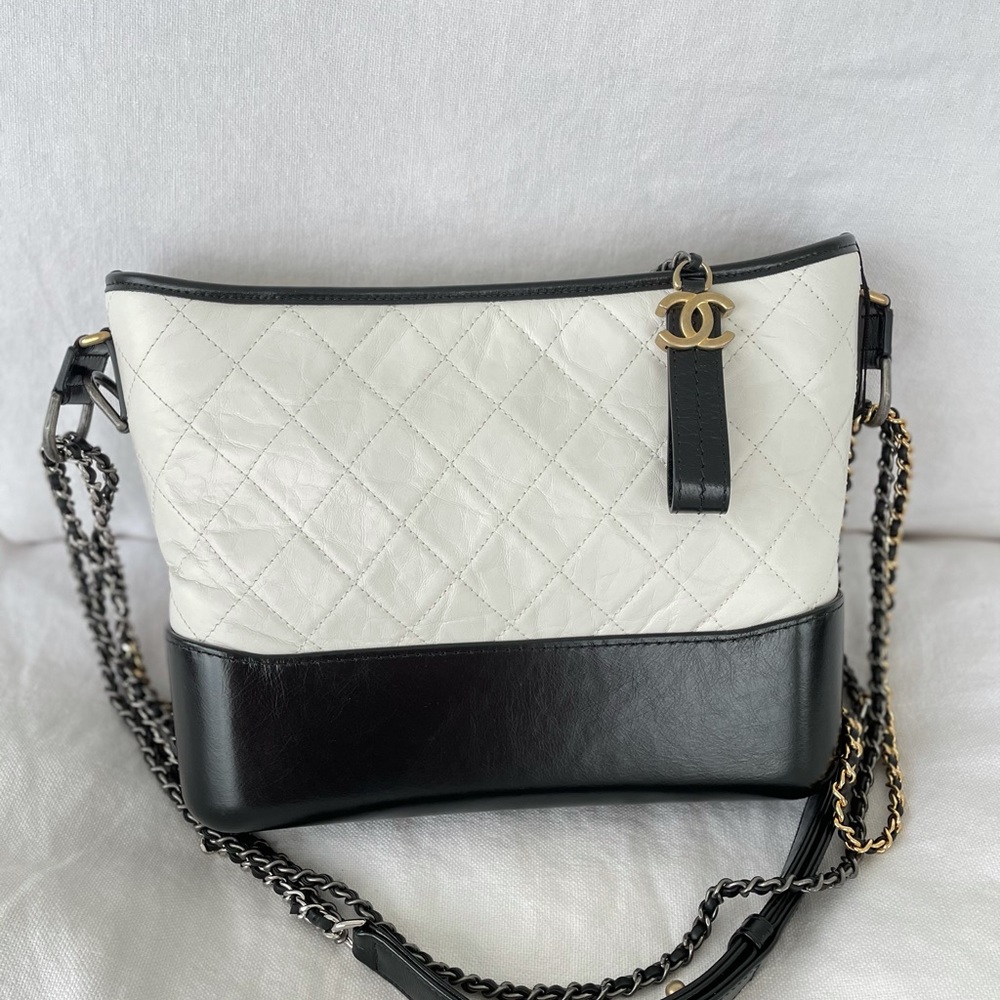 Chanel - Picture 12 of 12